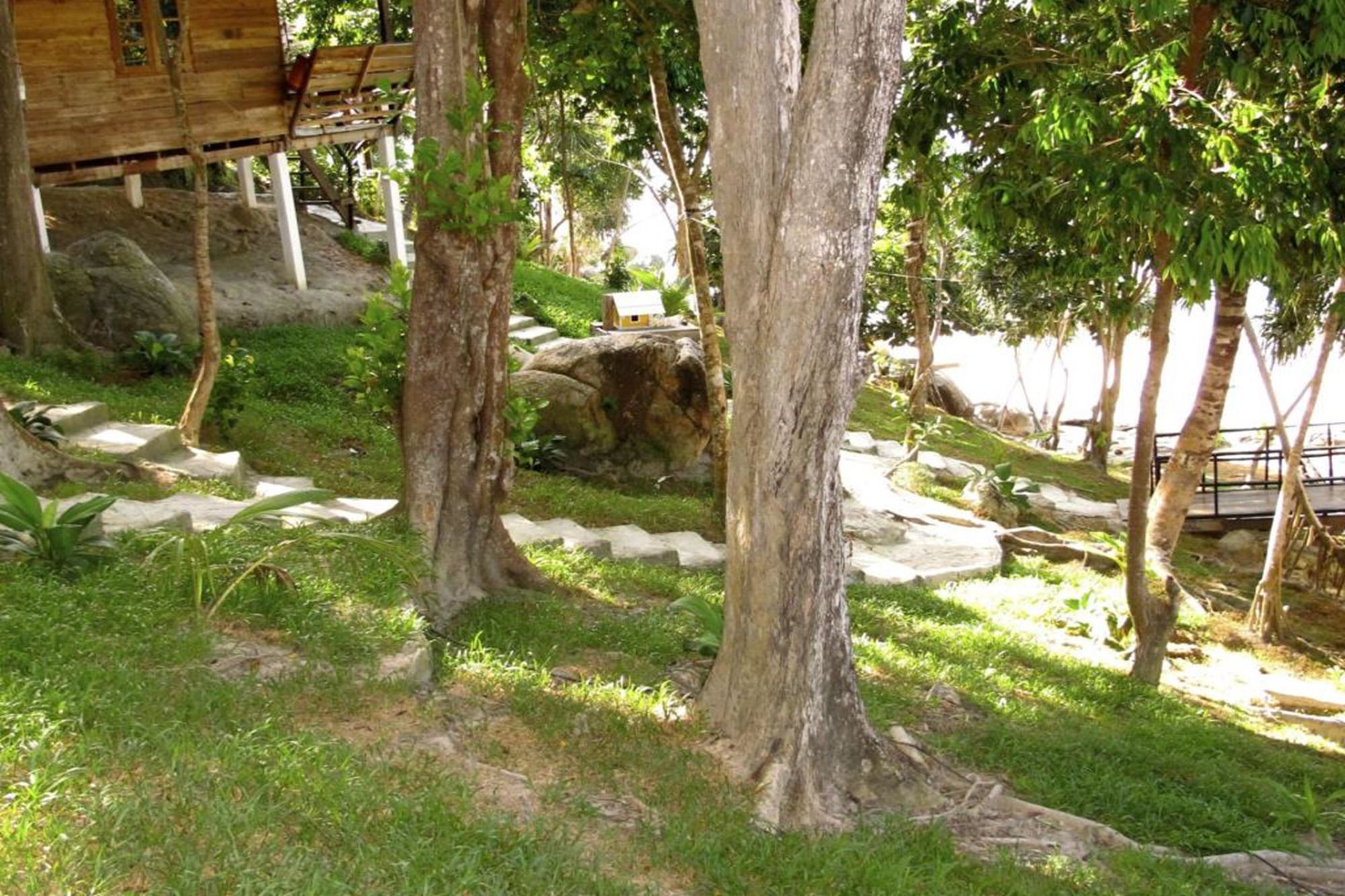 Pitiusas Beach Resort Koh Lipe Exterior photo